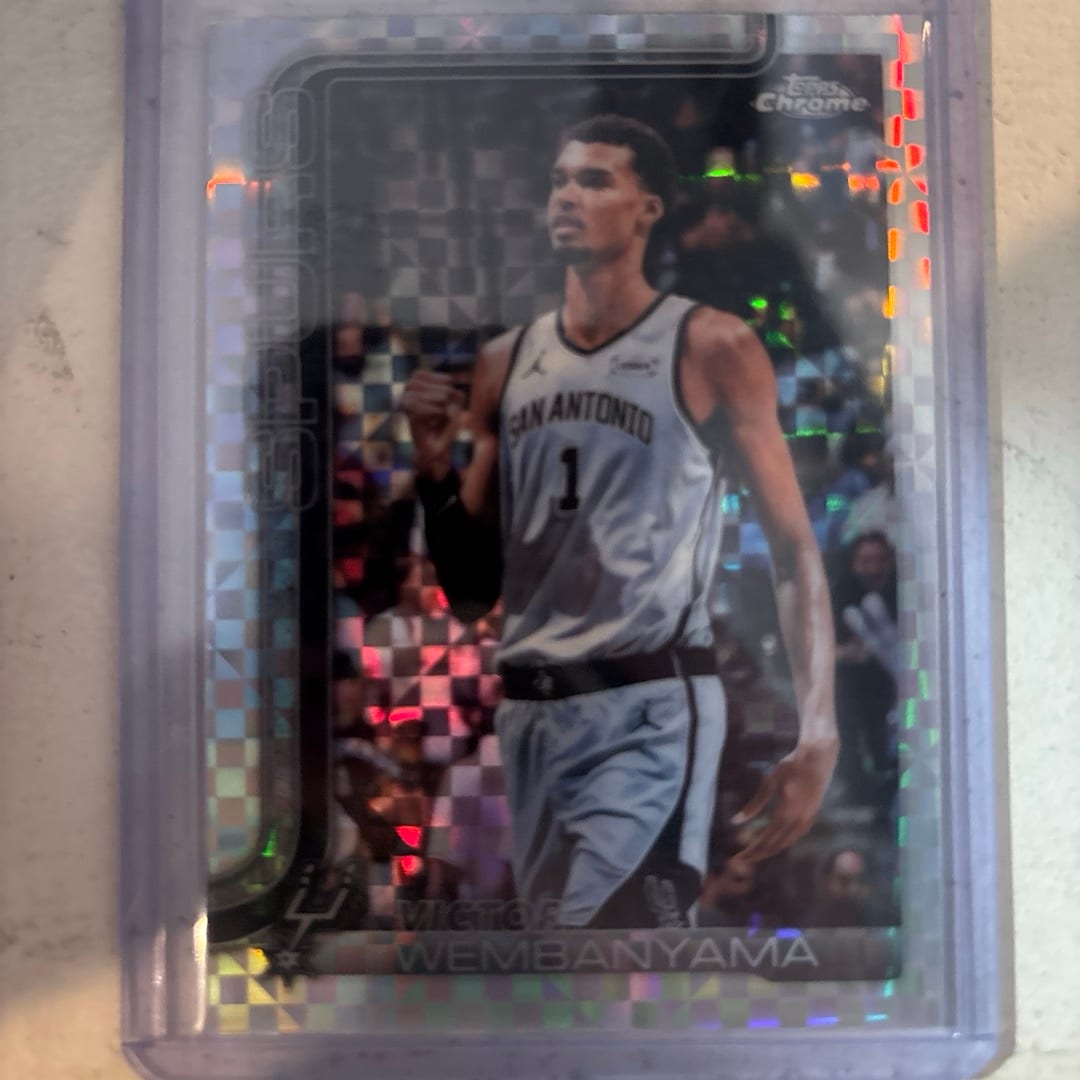 Topps Victor Wembanyama 2026 X Fractor